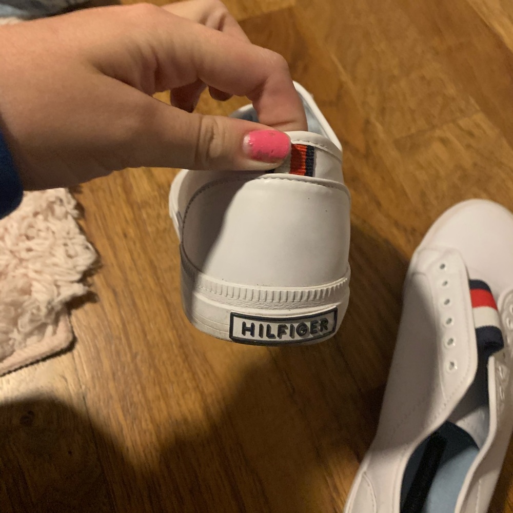 Shoes - Picture 2 of 6